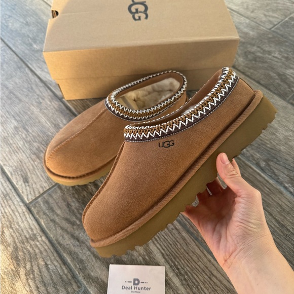 W9 Brand New UGG Tasman Women’s Slipper Chestnut 5955-CHE - Picture 3 of 10